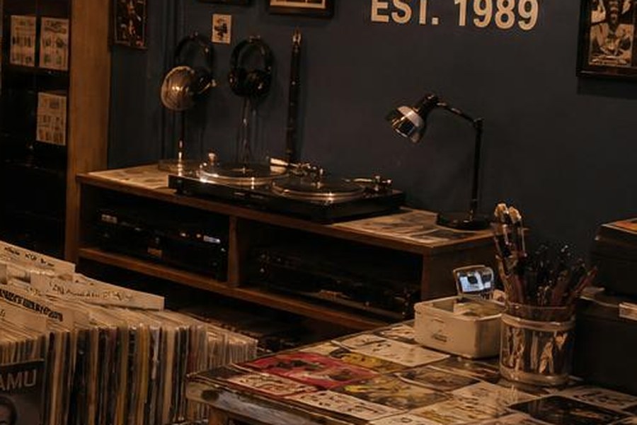 Listening Station